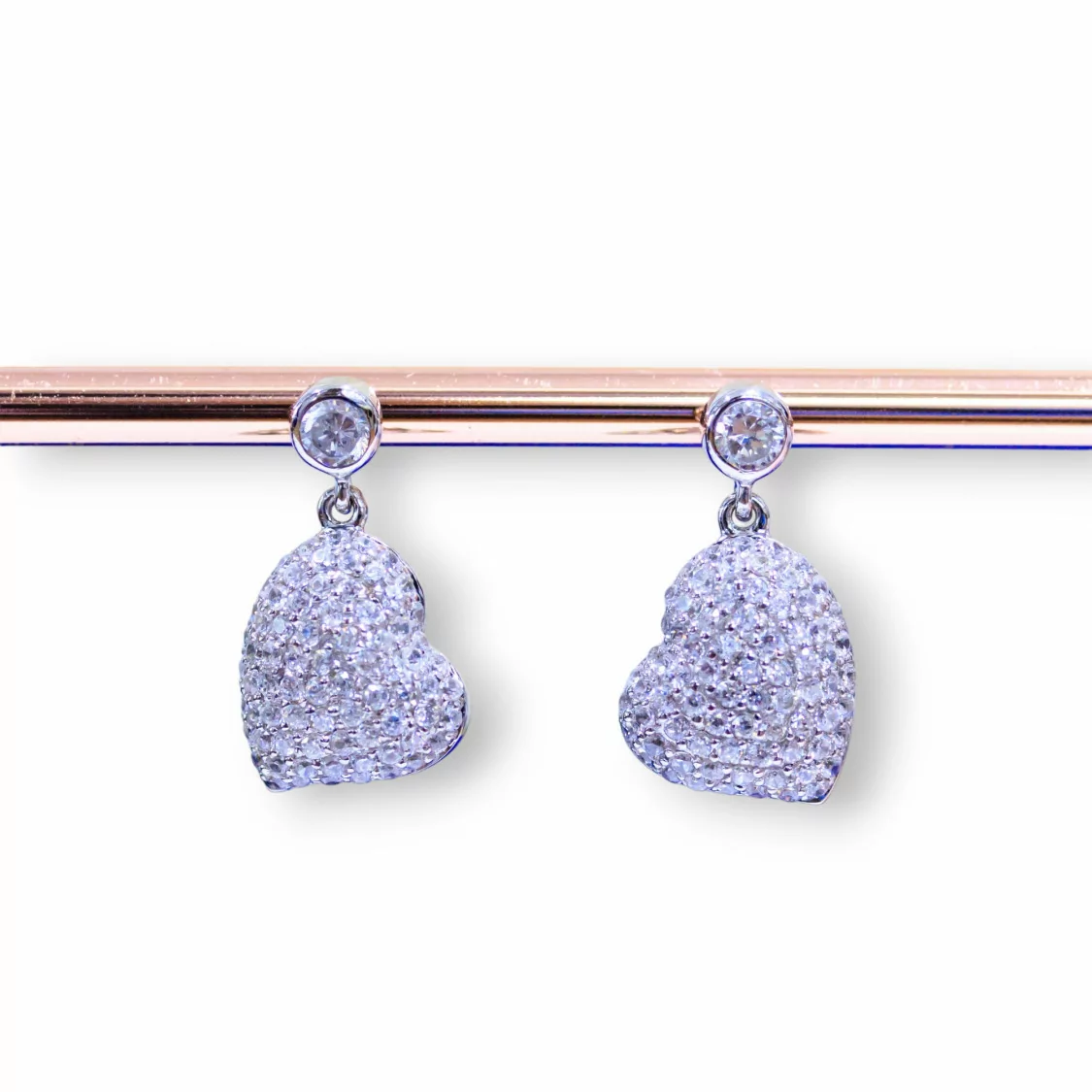 Orecchini A Perno Di Argento 925 Con Zirconi A Cuore Con Punto Luce 12x21mm-ARGENTO 925 DESIGN ITALY | Worldofjewel.com