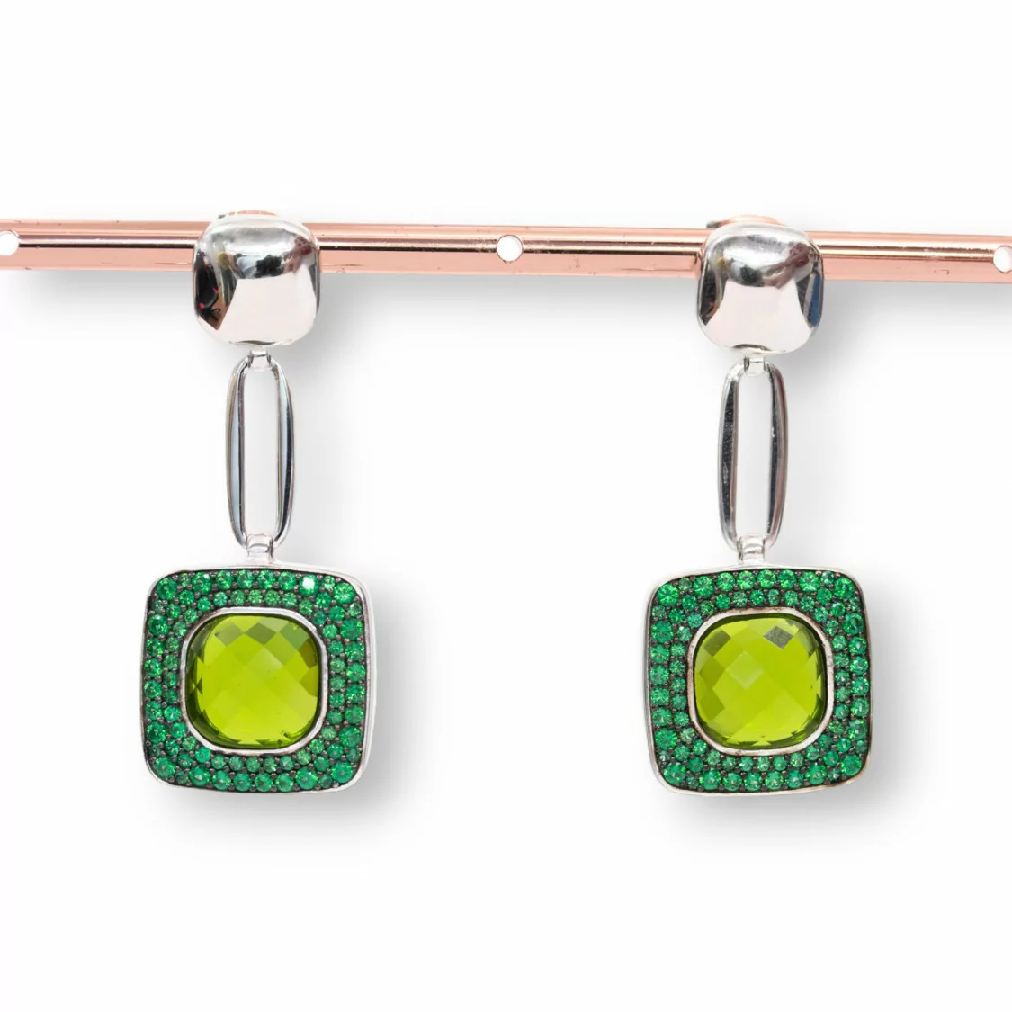 Orecchini A Perno Di Argento 925 Quadrato Con Zirconi Pave' E Gemma Idrotermale 19x46mm Rodiato Verde + Peridoto-ARGENTO 925 DESIGN ITALY | Worldofjewel.com