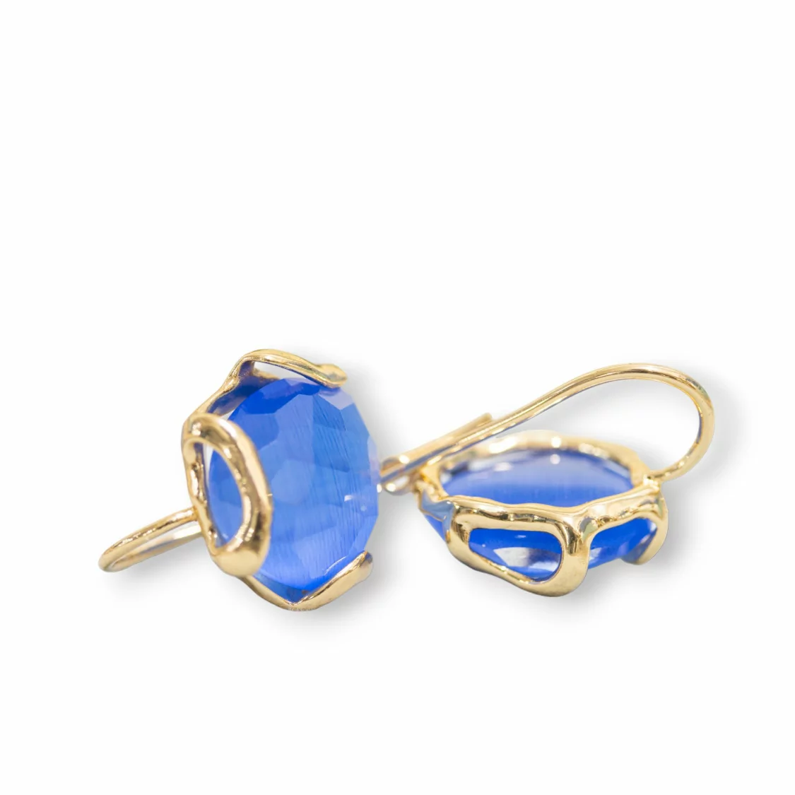 Base Per Orecchini A Monachella Di Bronzo Con Occhio Di Gatto Irregolare Sfaccettato 17mm 3 Paia Dorato Blu-BASI CON PIETRE E PERLINE | Worldofjewel.com