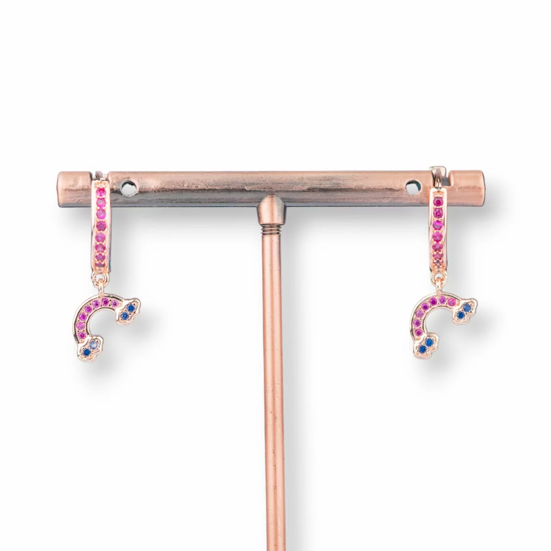 Orecchini Perno Di Bronzo Con Zirconi E Pendente Fantasia 9x26mm Arcobaleno Oro Rosa Rosa 2-ORECCHINI DI BRONZO E ZIRCONI | Worldofjewel.com