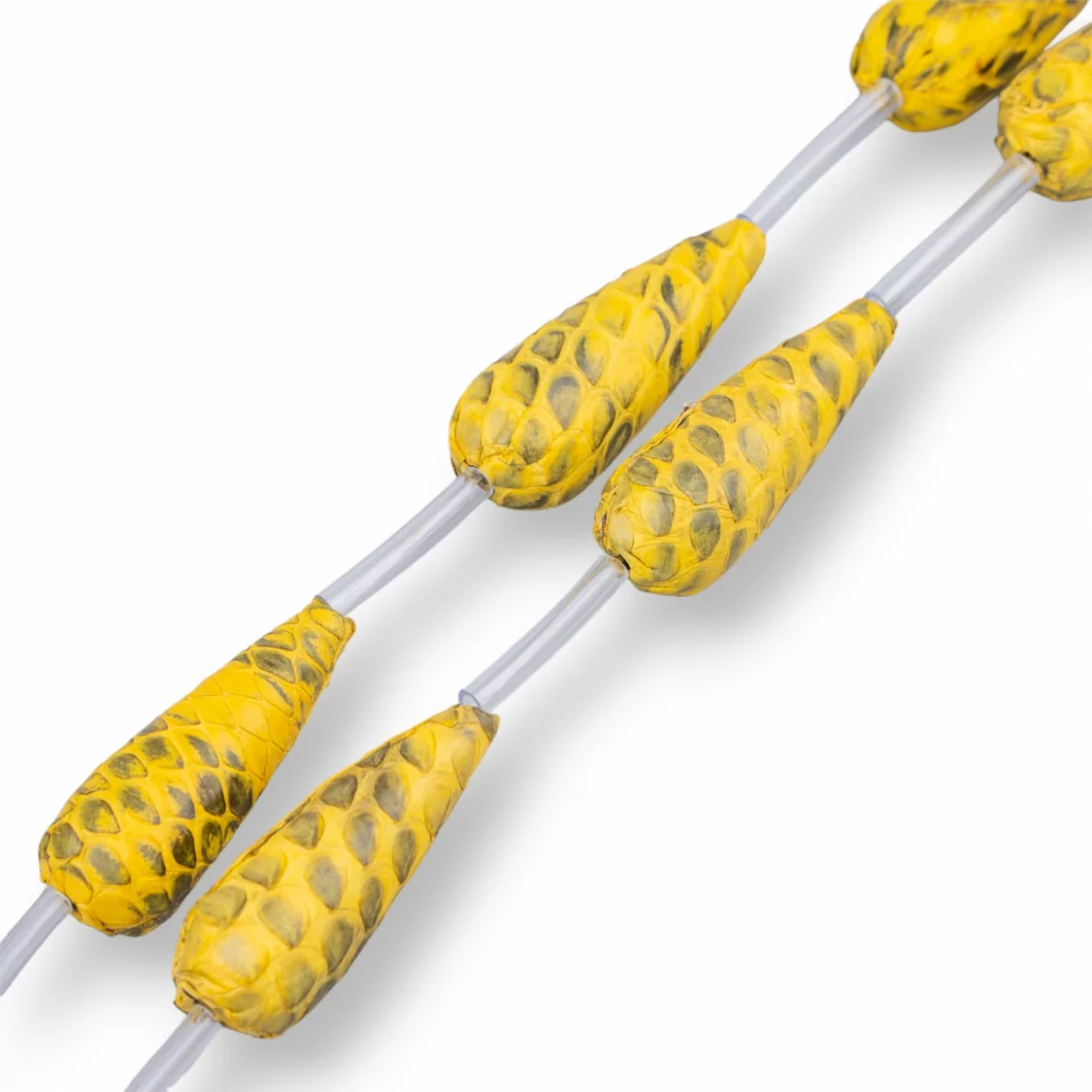 Perline A Filo Componente Di Similpelle Snake Skin Goccia 14x36mm 6pz Giallo-PERLINE SNAKE SKIN | Worldofjewel.com