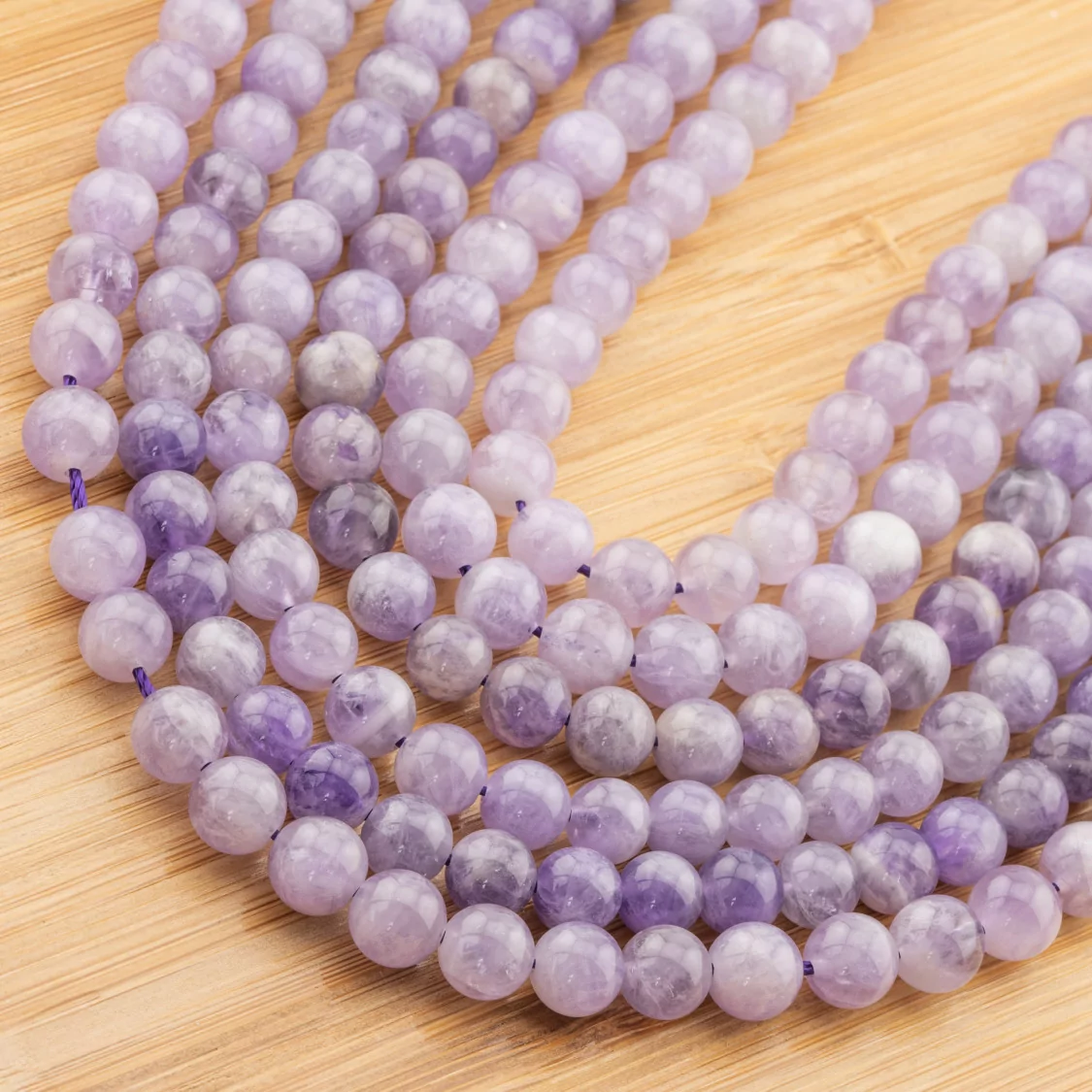 Ametista Lavanda Tondo Liscio 8mm Grezzo-AMETISTA LAVANDA | Worldofjewel.com