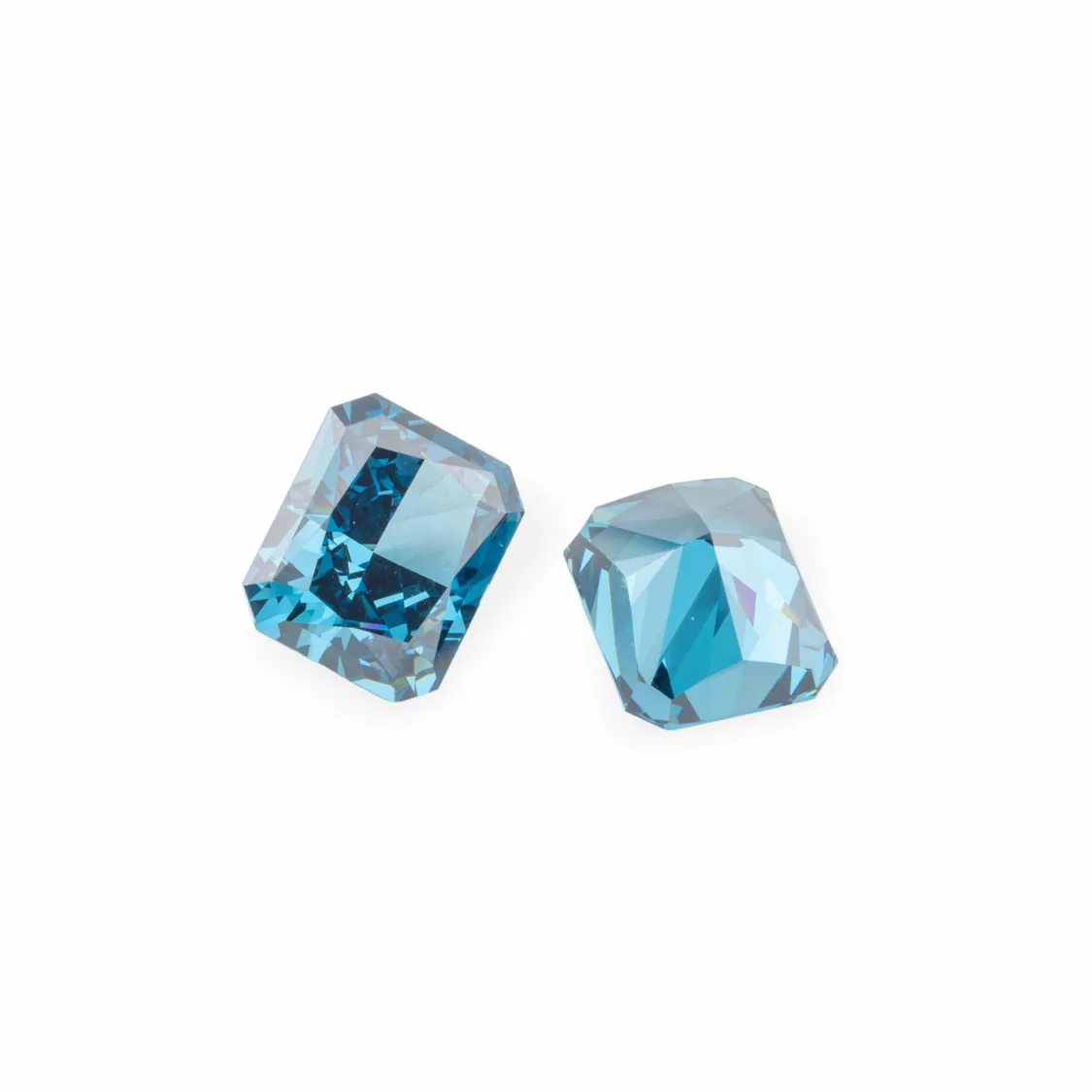 Gemma Corindone Sintetico Created Corundum Taglio Rettangolare 10x12mm 2pz Light Sapphire-PIETRE DA CASTONE E ZIRCONI | Worldofjewel.com