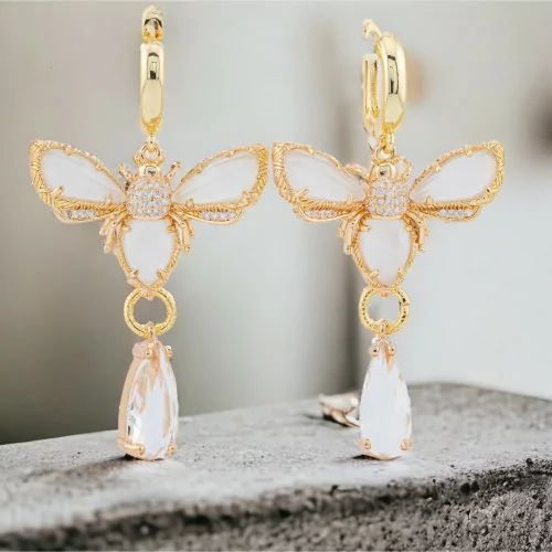 Boucles D'oreilles Puces En Bronze Avec Zircons Et Oeil De Chat Papillon Et Goutte Blanche