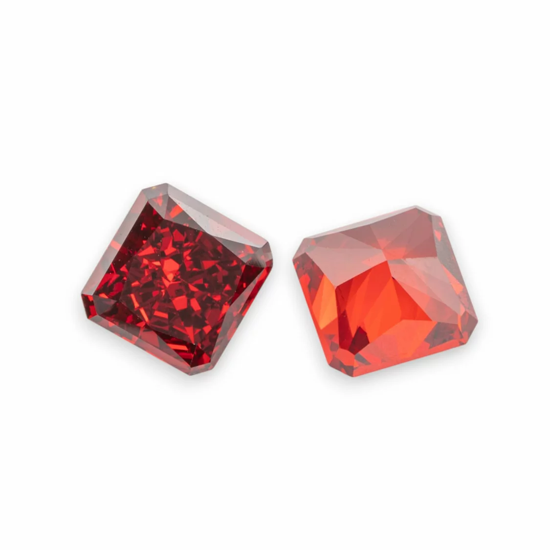 Gemma Corindone Sintetico Created Corundum Taglio Quadrato 10mm 4pz Ruby-PIETRE DA CASTONE E ZIRCONI | Worldofjewel.com