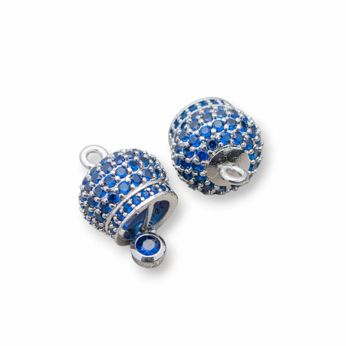 Componente Pendente Di Bronzo Campanelle Chiama Angeli Con Zirconi Multicolor Pavè 8mm 6pz Rodiato Blu Zaffiro-CIONDOLI DI OTTONE | Worldofjewel.com