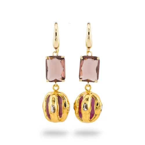 Pendientes de gancho de bronce con cristales CZ y cuentas de vino doradas