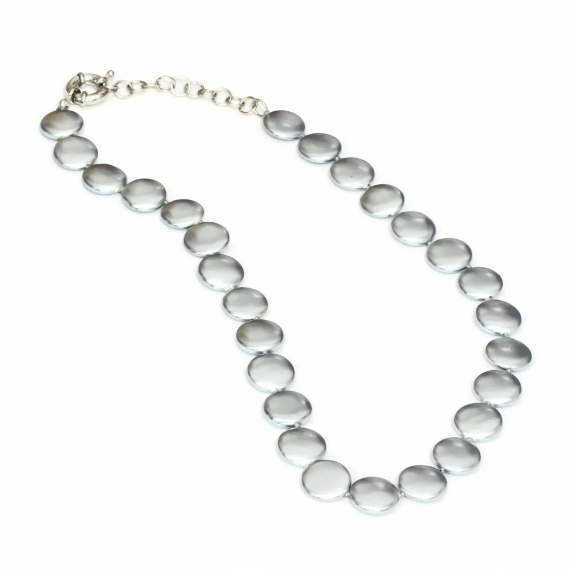 Collana Di Perle Di Maiorca Tondo Piatto 15mm Con Chiusura In Ottone 44-49cm Grigio-COLLANE DI PIETRE DURE | Worldofjewel.com