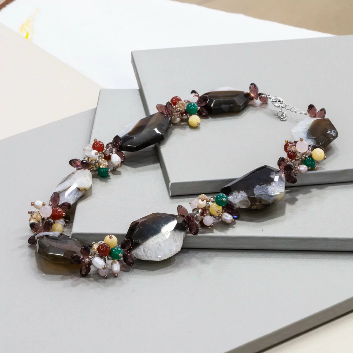 Collana Di Pietre Dure E Cristalli Con Chiusura di Ottone 50cm-OFFERTE COLLANE | Worldofjewel.com